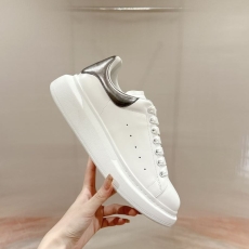 Alexander Mcqueen Low Shoes